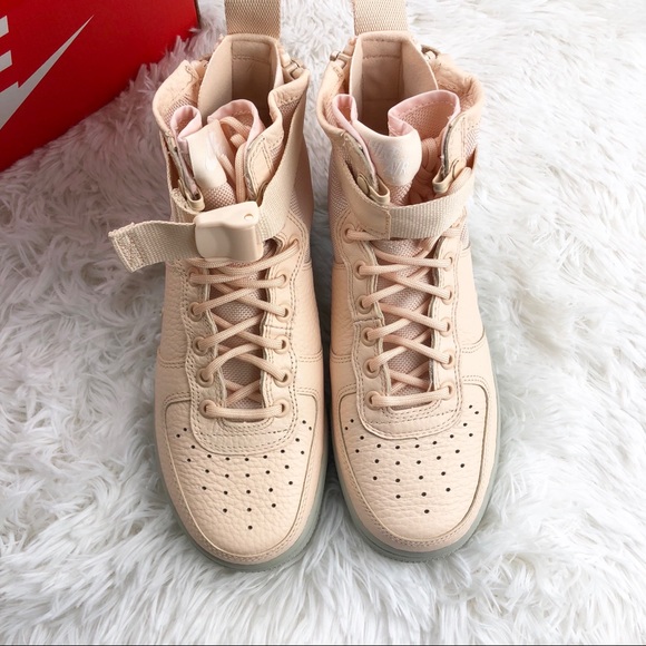 ✨SALE✨ Women’s Nike SF Air Force 1 Mid - Picture 4 of 7